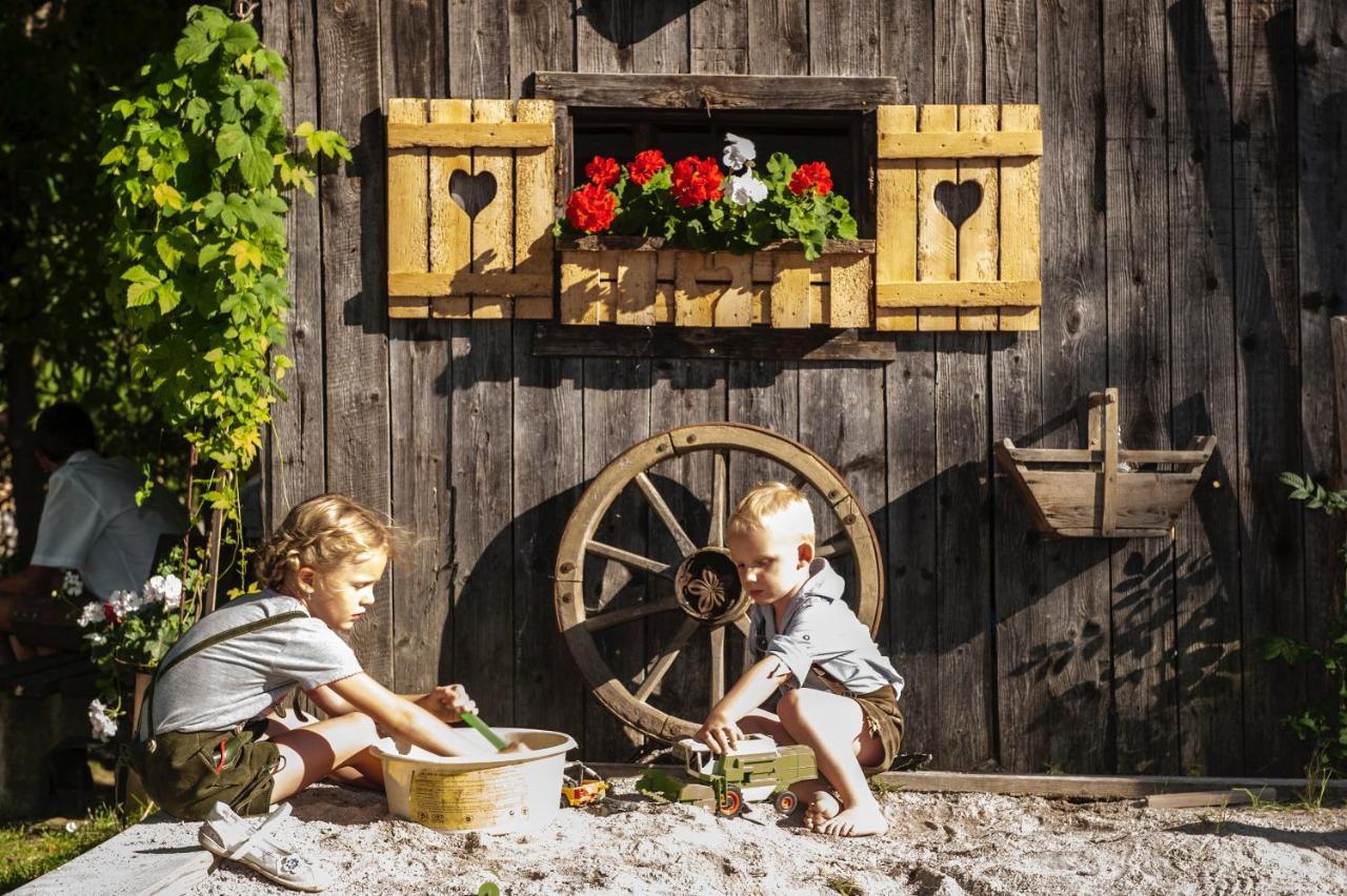 Lutzmannhof Villa Irdning Exteriör bild